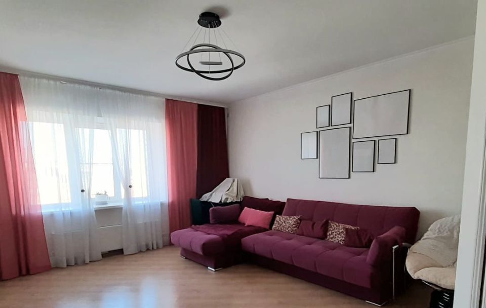 Продаётся 3-комнатная квартира, 98.8 м²