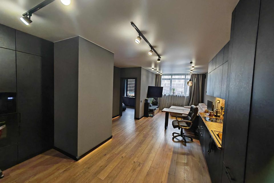 Продаётся 3-комнатная квартира, 76 м²