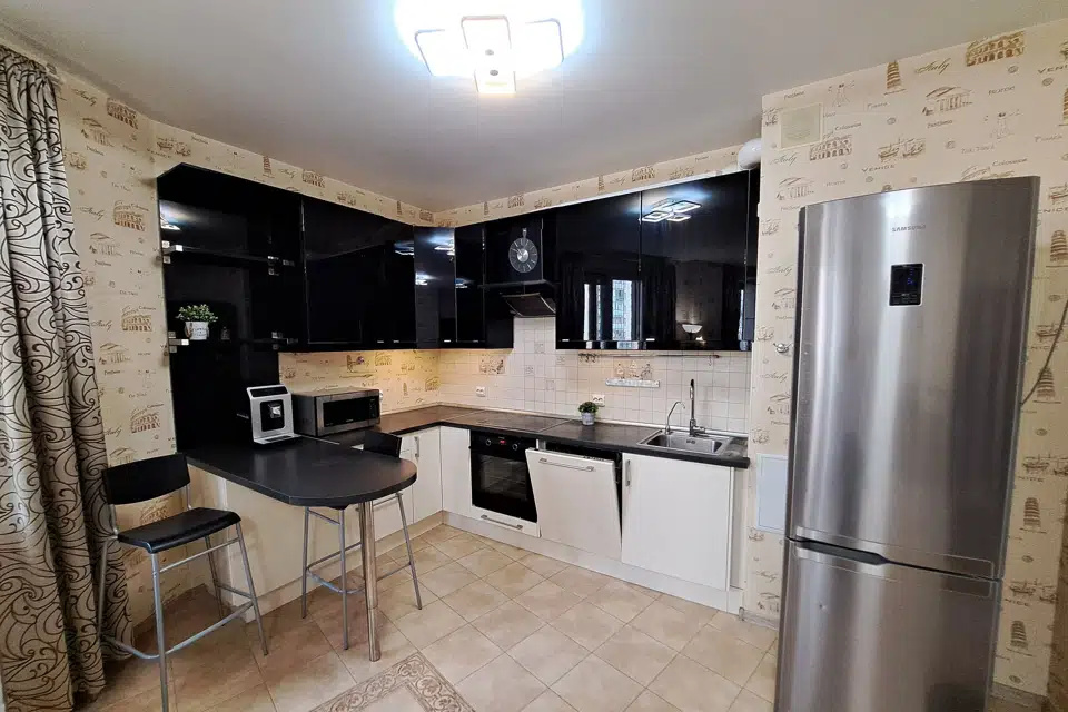 Продаётся 2-комнатная квартира, 63.3 м²