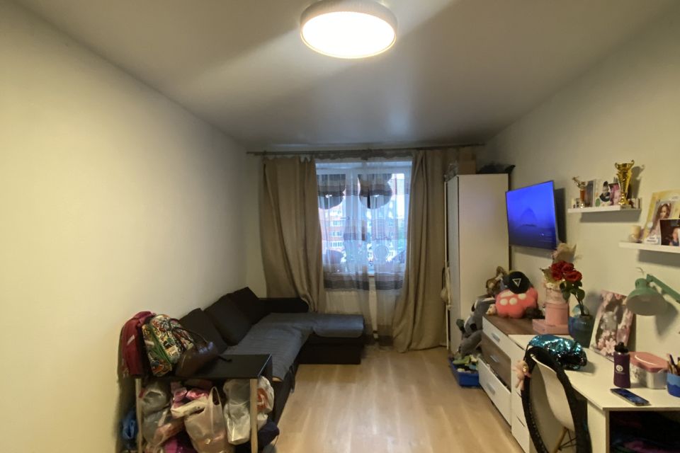 Продаётся 1-комнатная квартира, 37.2 м²