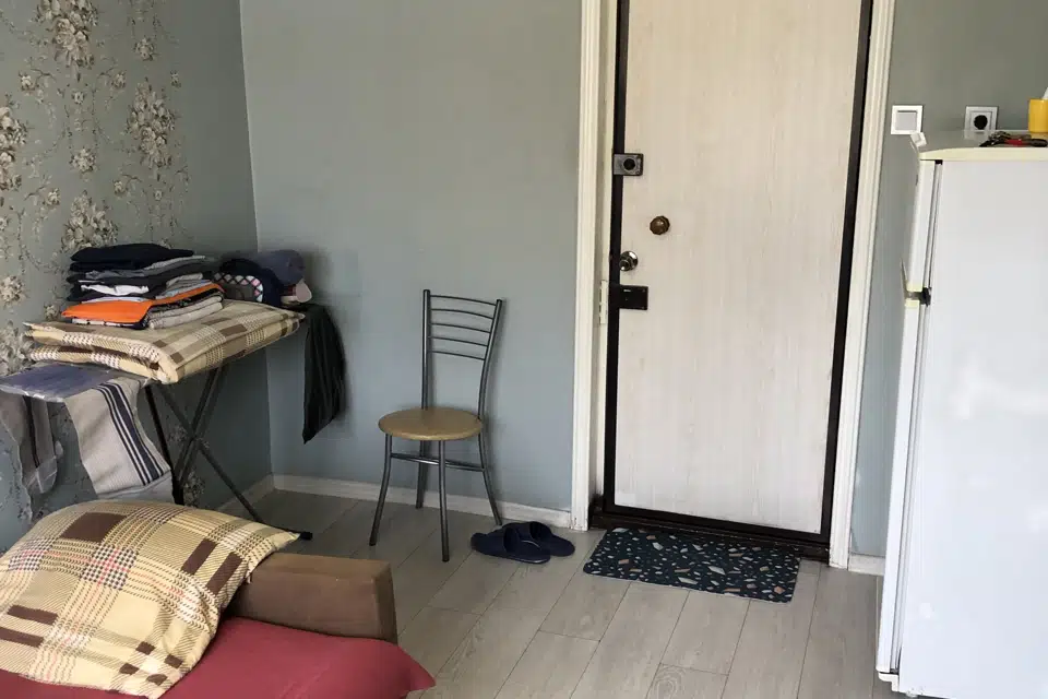 Продаётся комната в 5-комн. квартире, 12.6 м²