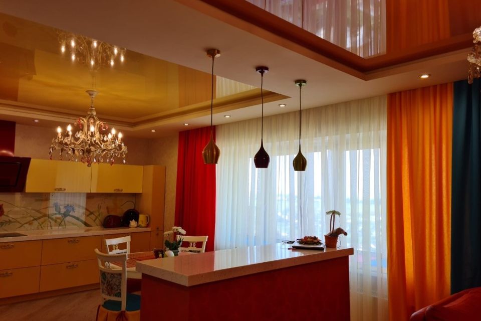 Продаётся 4-комнатная квартира, 108.8 м²