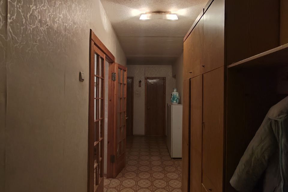Продаётся 4-комнатная квартира, 82.9 м²