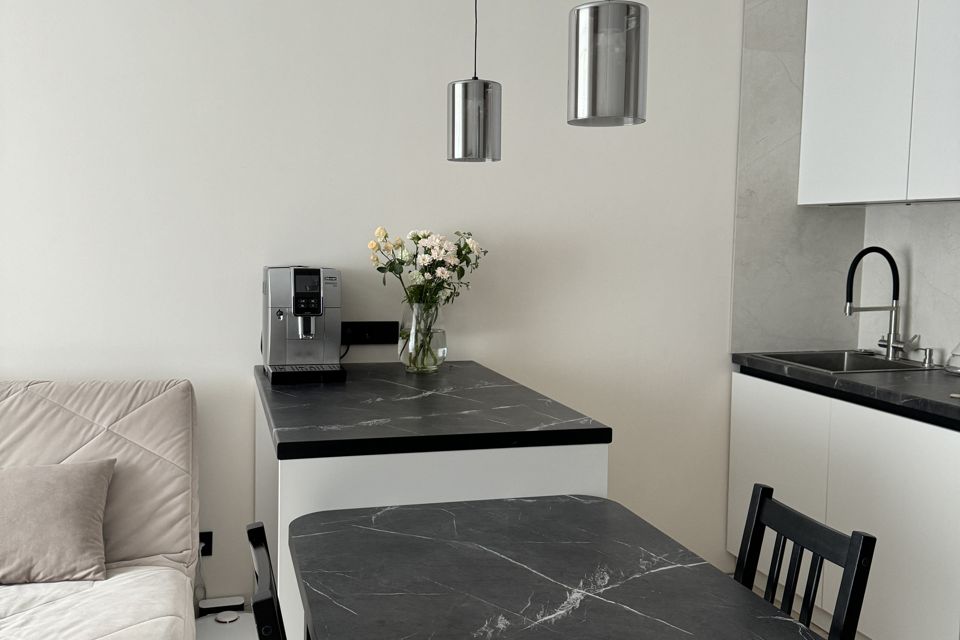 Продаётся 2-комнатная квартира, 69.9 м²