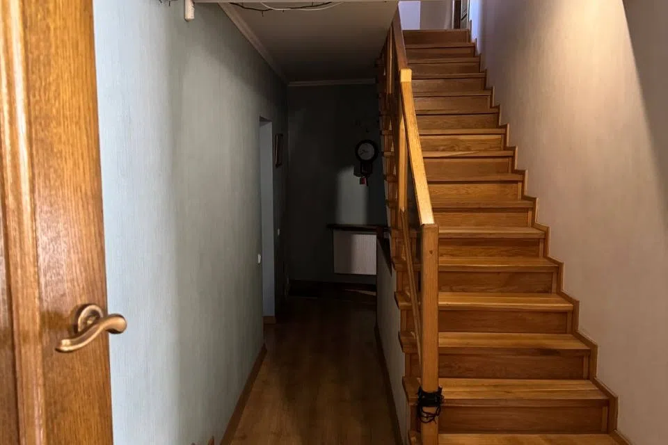 Продаётся 2-этажный дом, 259.2 м²