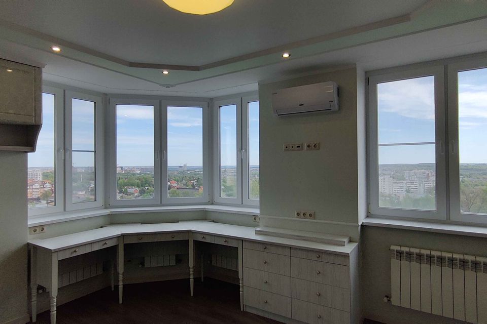 Продаётся 2-комнатная квартира, 68 м²