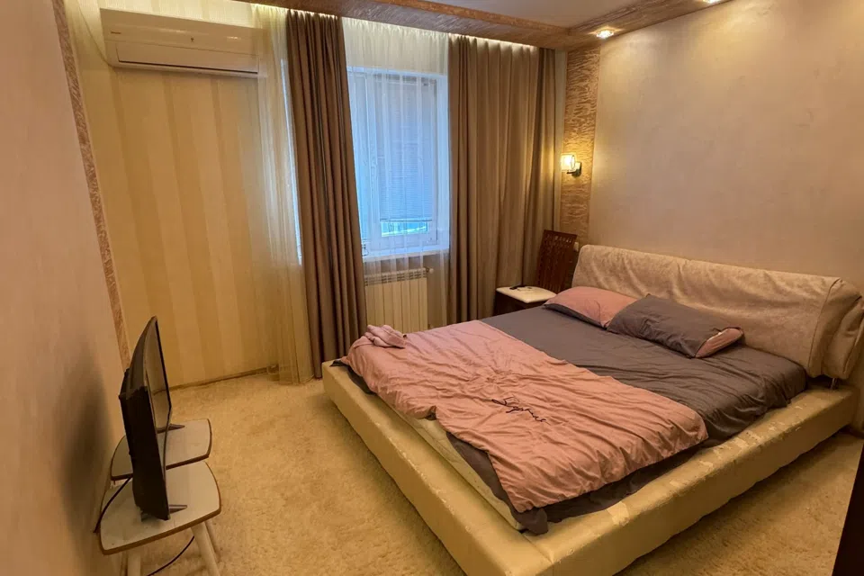 Продаётся 2-комнатная квартира, 54.8 м²