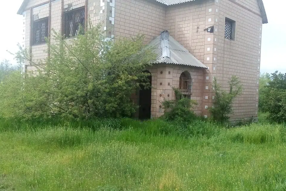 Продаётся 2-этажный дом, 193.6 м²