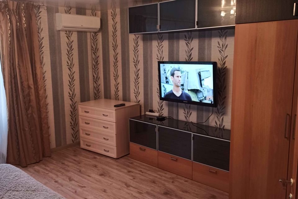 Сдаётся 2-комнатная квартира, 62 м²