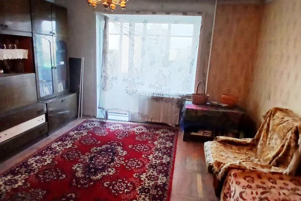 Продаётся 3-комнатная квартира, 61.8 м²
