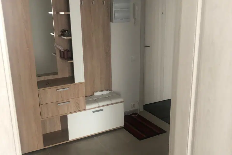 Продаётся 2-комнатная квартира, 57.8 м²