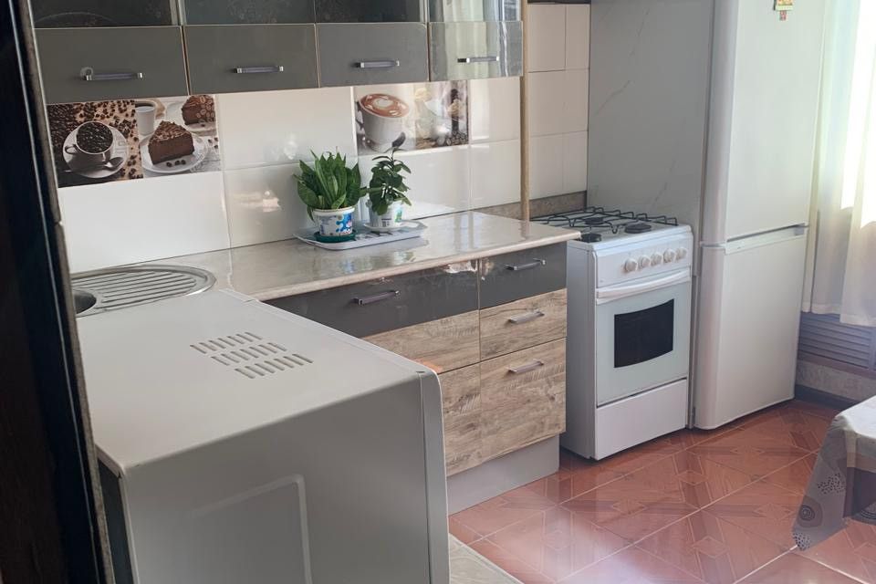 Сдаётся 2-комнатная квартира, 50 м²