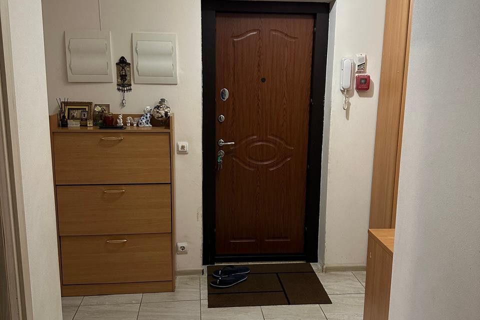 Продаётся 2-комнатная квартира, 59.7 м²