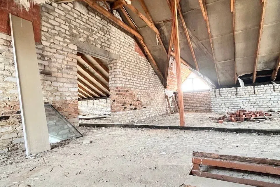 Продаётся 2-этажный дом, 325 м²