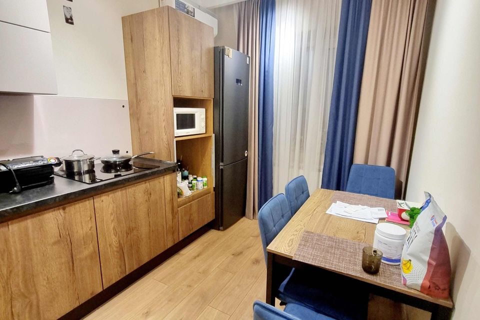 Продаётся 1-комнатная квартира, 38 м²