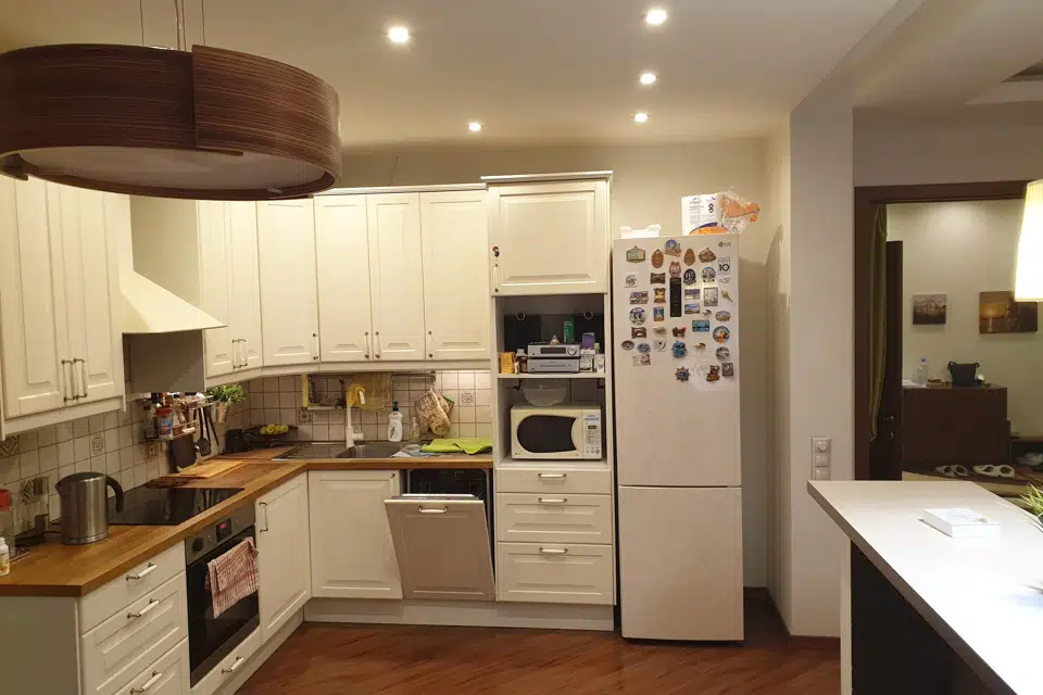Продаётся 4-комнатная квартира, 132.5 м²