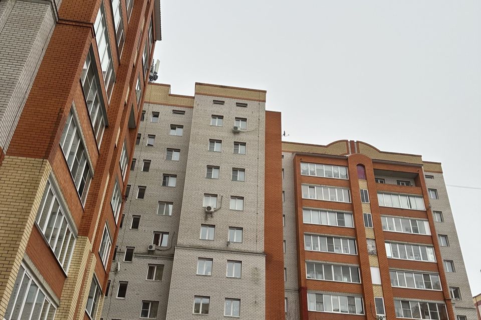 Продаётся 1-комнатная квартира, 49.7 м²