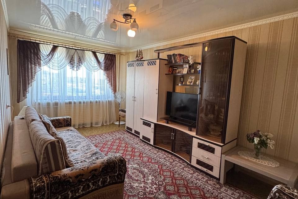 Продаётся 3-комнатная квартира, 63.6 м²