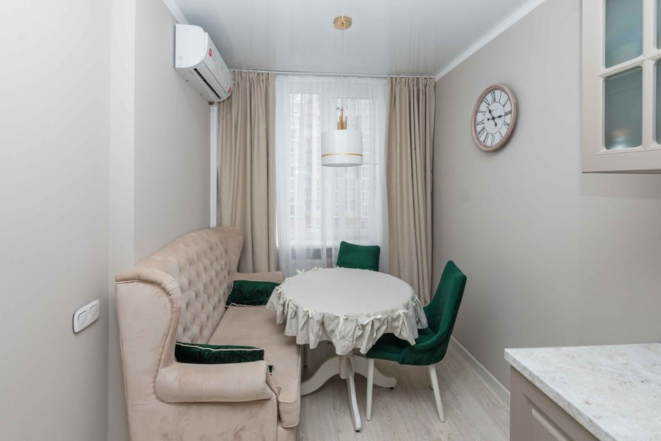 Продаётся 3-комнатная квартира, 80 м²