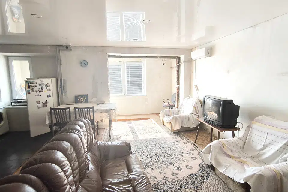 Продаётся 4-комнатная квартира, 92 м²