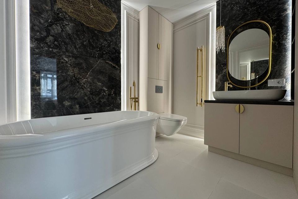 Продаётся 4-комнатная квартира, 100 м²