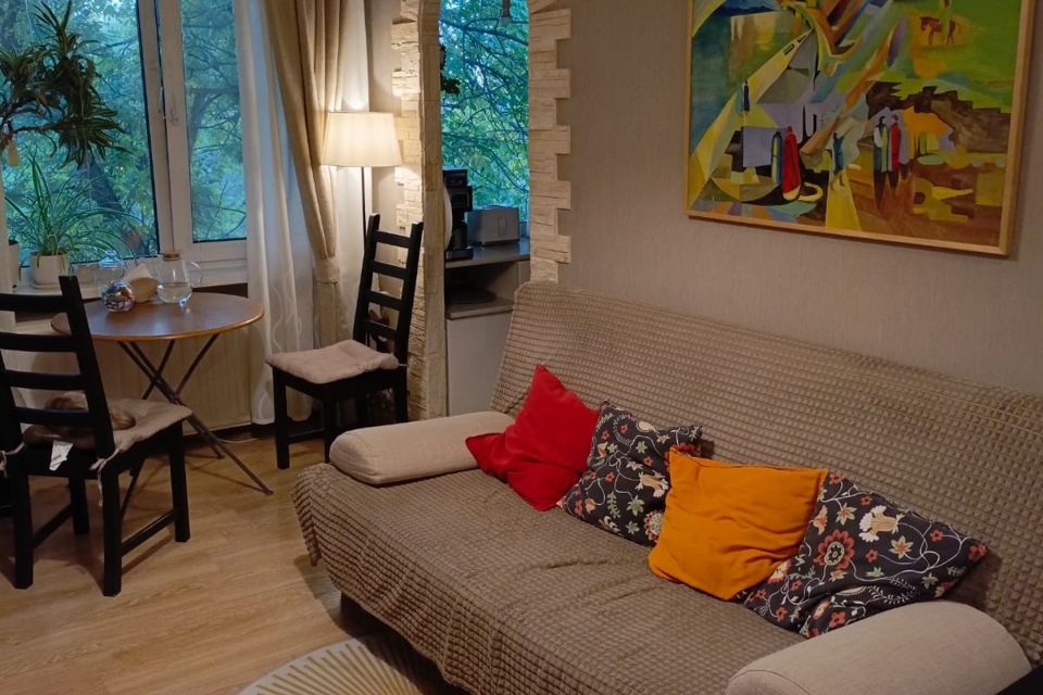 Продаётся 3-комнатная квартира, 53.7 м²