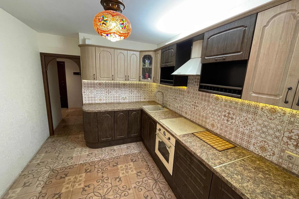 Продаётся 2-комнатная квартира, 61.3 м²