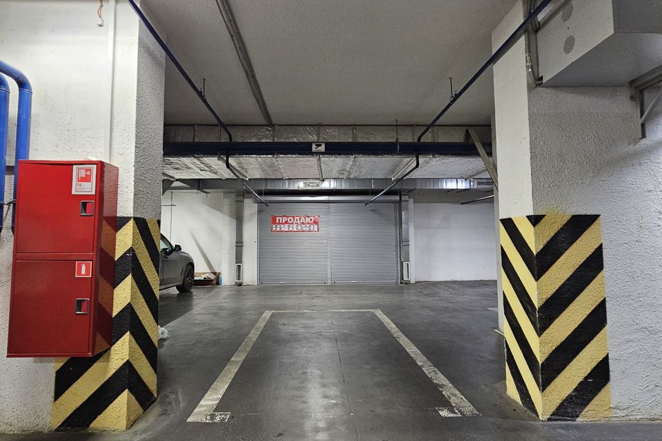 Продаётся машиноместо, 46 м²