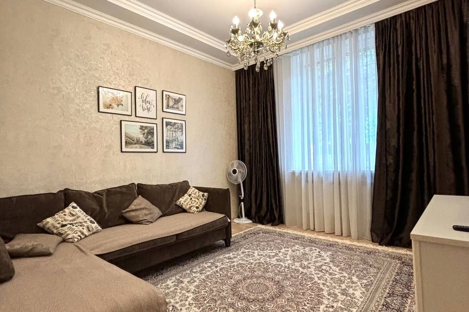 Продаётся 3-комнатная квартира, 71.5 м²