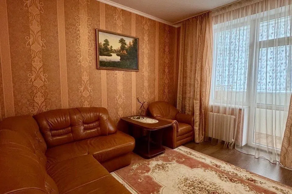 Продаётся 4-комнатная квартира, 124.7 м²