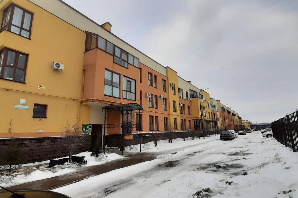 Продаётся 2-комнатная квартира, 60.3 м²