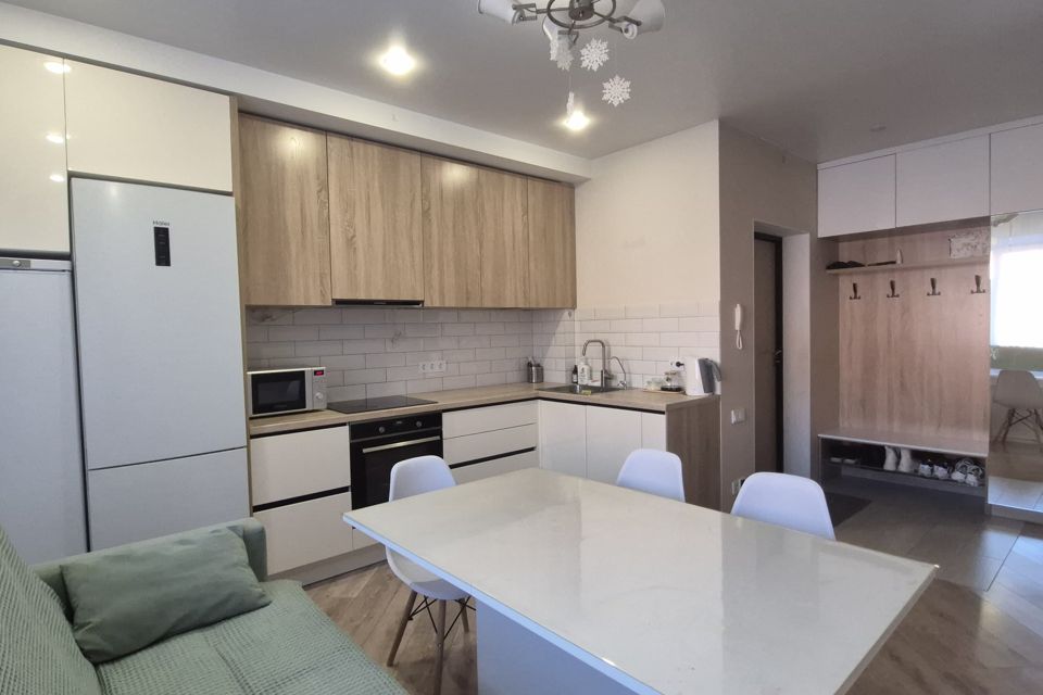 Продаётся 3-комнатная квартира, 86 м²