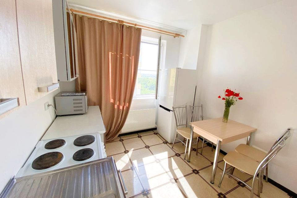Сдаётся 2-комнатная квартира, 55 м²