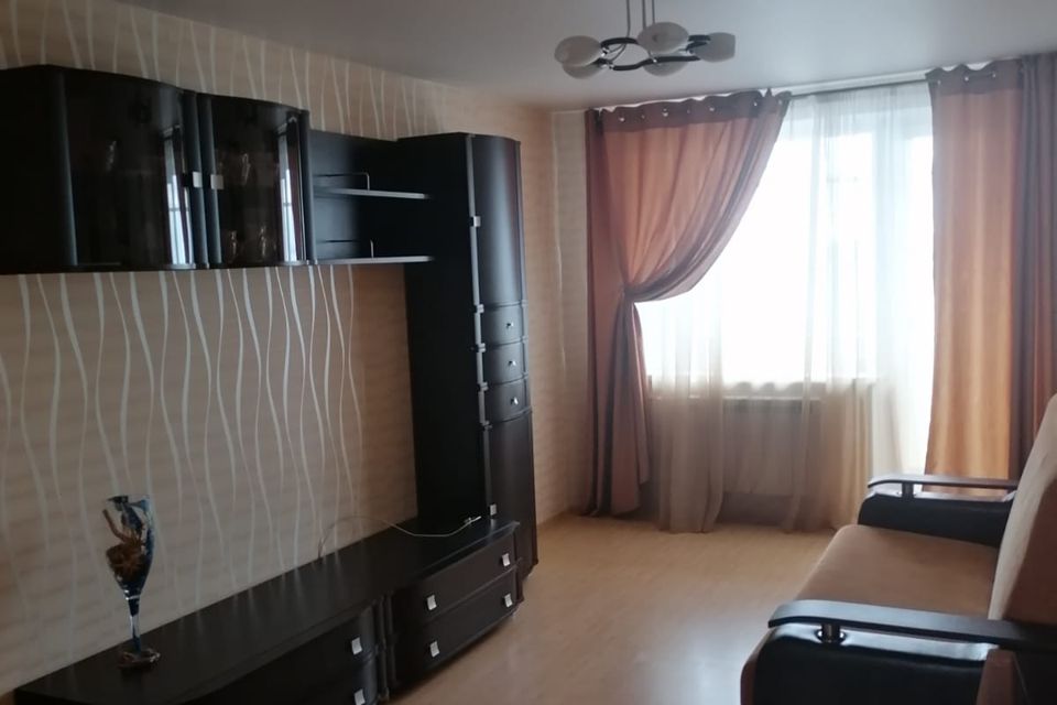 Продаётся 2-комнатная квартира, 56.5 м²