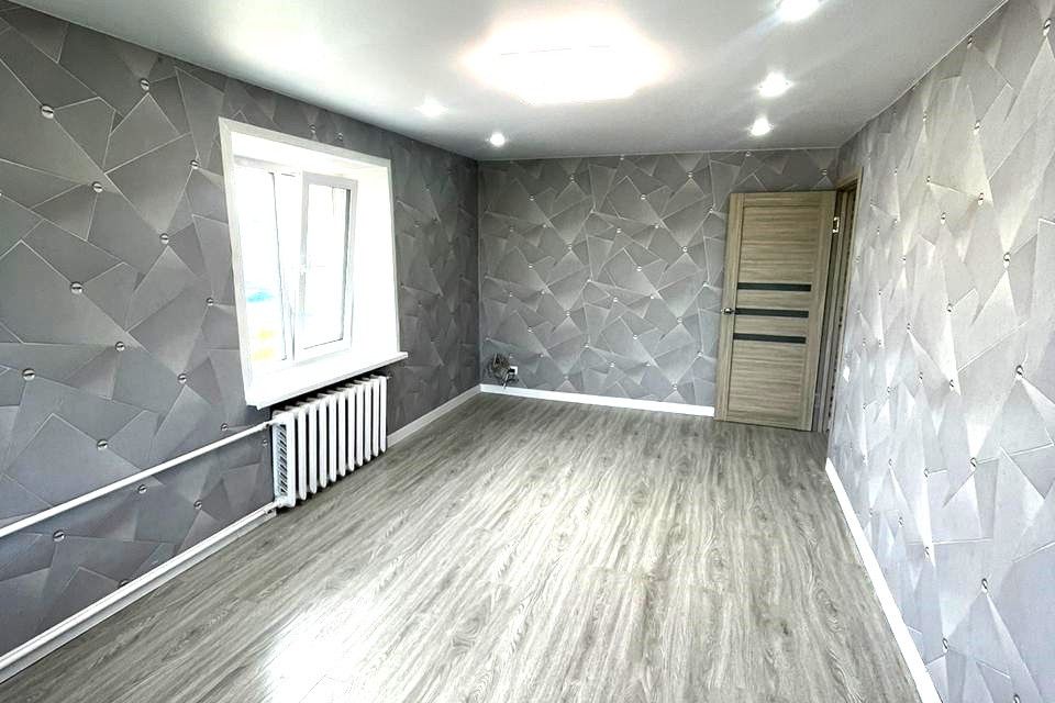 Продаётся 2-комнатная квартира, 42.7 м²