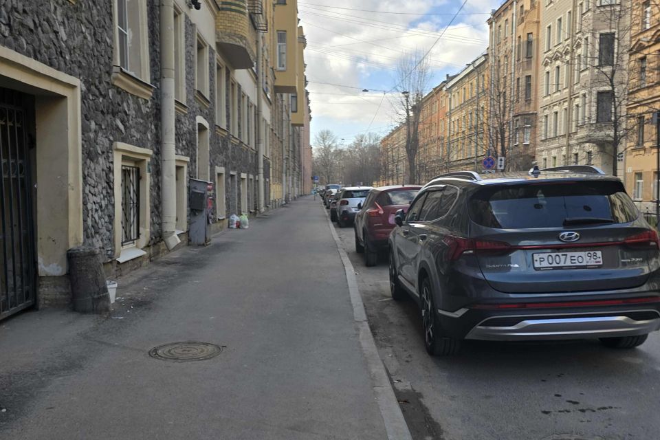 Продаётся 3-комнатная квартира, 60 м²