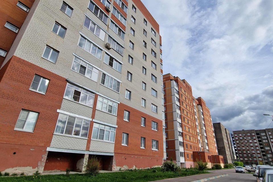 Продаётся 2-комнатная квартира, 66.8 м²