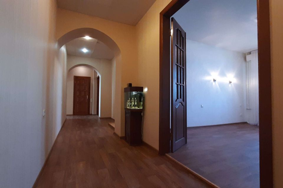 Продаётся 3-комнатная квартира, 79.9 м²
