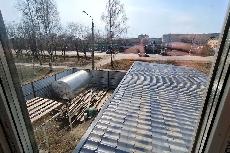 Продаётся 4-комнатная квартира, 160 м²
