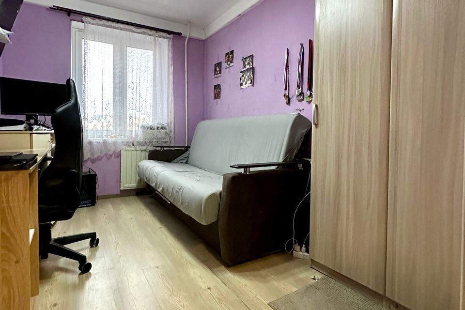Продаётся 3-комнатная квартира, 56.5 м²