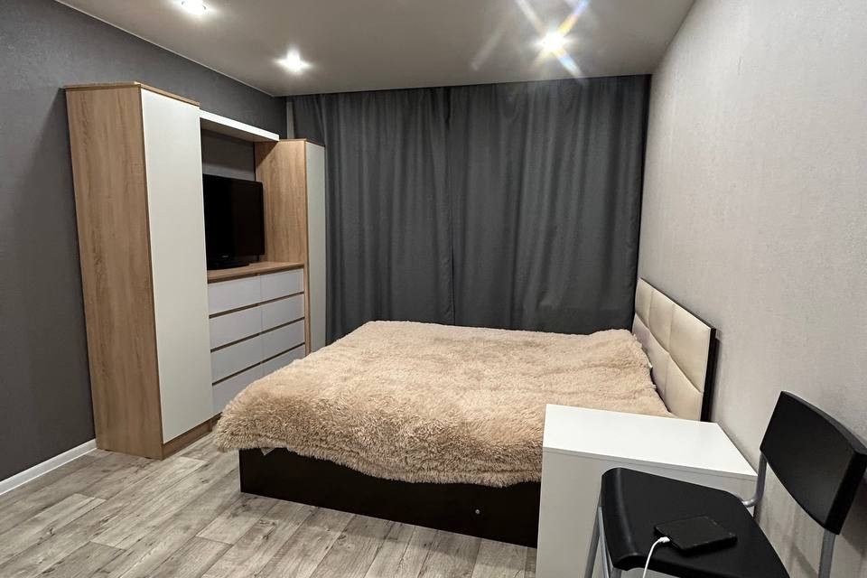 Продаётся 1-комнатная квартира, 41.3 м²
