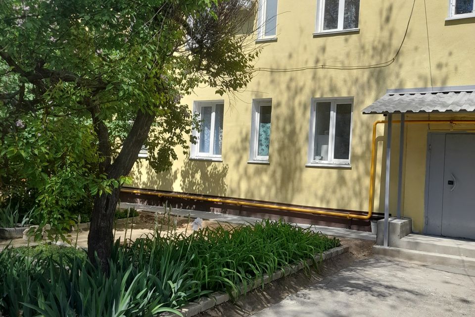 Продаётся 3-комнатная квартира, 56.4 м²