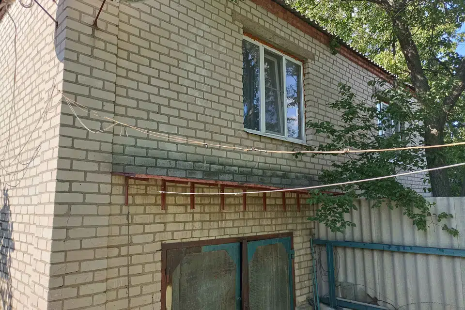 Продаётся 2-этажный дом, 190 м²