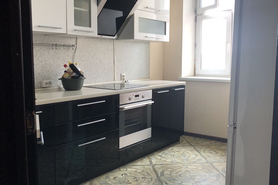 Продаётся 2-комнатная квартира, 57.3 м²