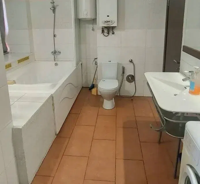 Продаётся 2-комнатная квартира, 53 м²