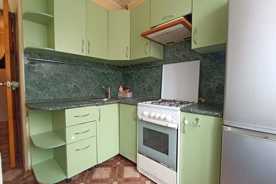 Продаётся 3-комнатная квартира, 47.3 м²