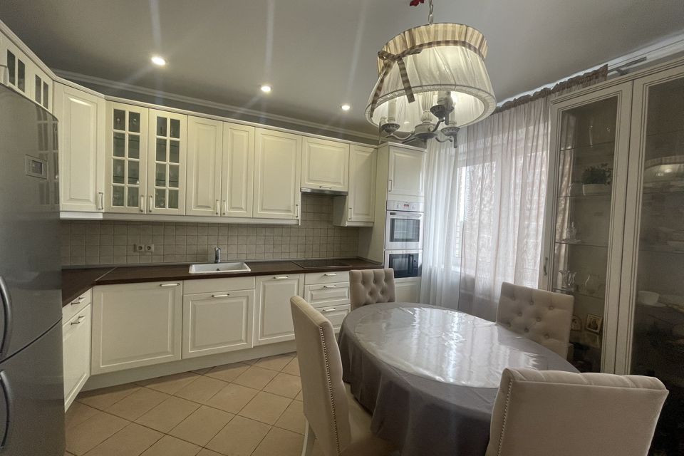 Продаётся 2-комнатная квартира, 58.6 м²