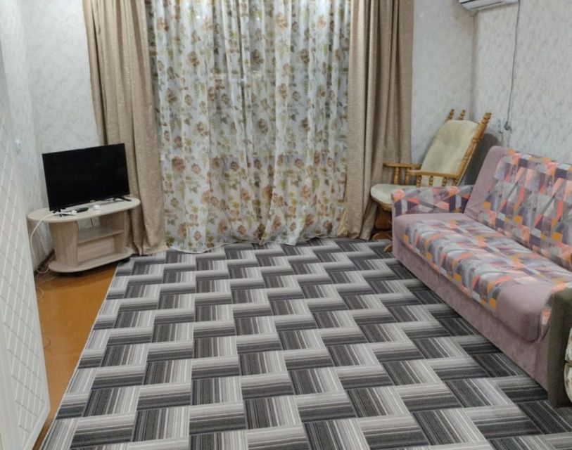 Продаётся 4-комнатная квартира, 78.5 м²