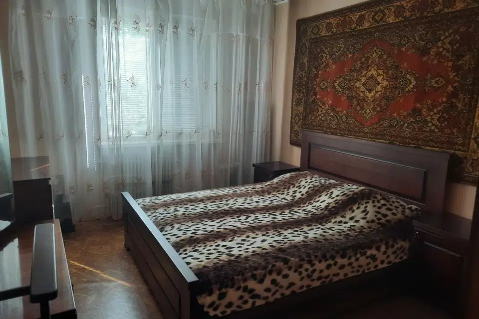 Продаётся 3-комнатная квартира, 57.2 м²
