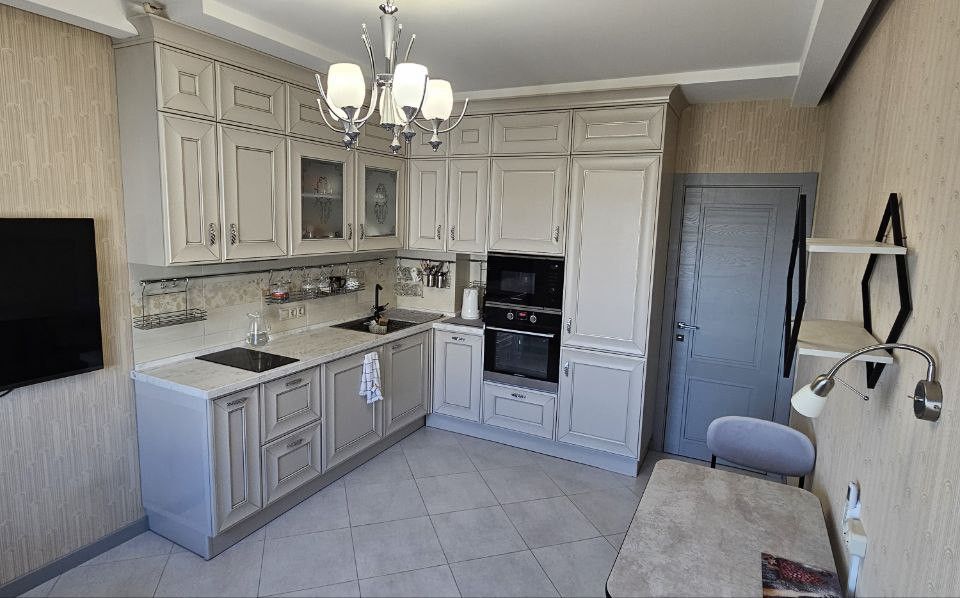 Продаётся 1-комнатная квартира, 43.2 м²